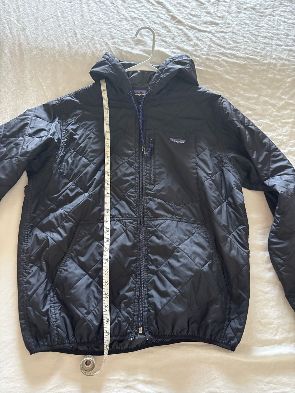 Patagonia Black Quilted Hooded Puffer Jacket-Large - Picture 5 of 6